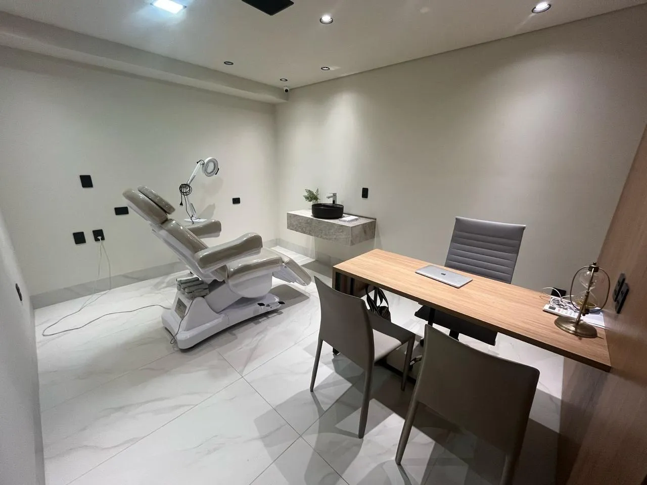 Sala de atendimento do DHT Instituto